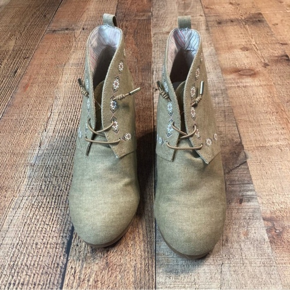 Sugar Wedge Booties Womens Size 8 Burlap Tribal Lace Up Western Southwestern - Picture 2 of 10